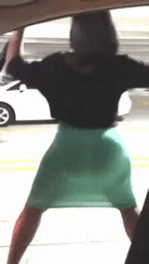 Big Booty Milf Twerking Porn Videos 